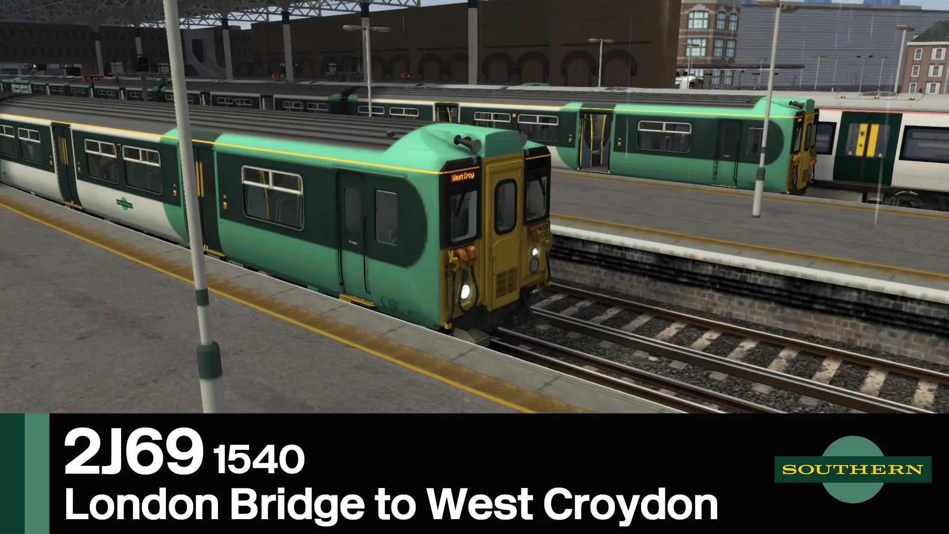 Two Southern Class 455/8s sit at London Bridge, with a Thameslink Class 387 in the background.